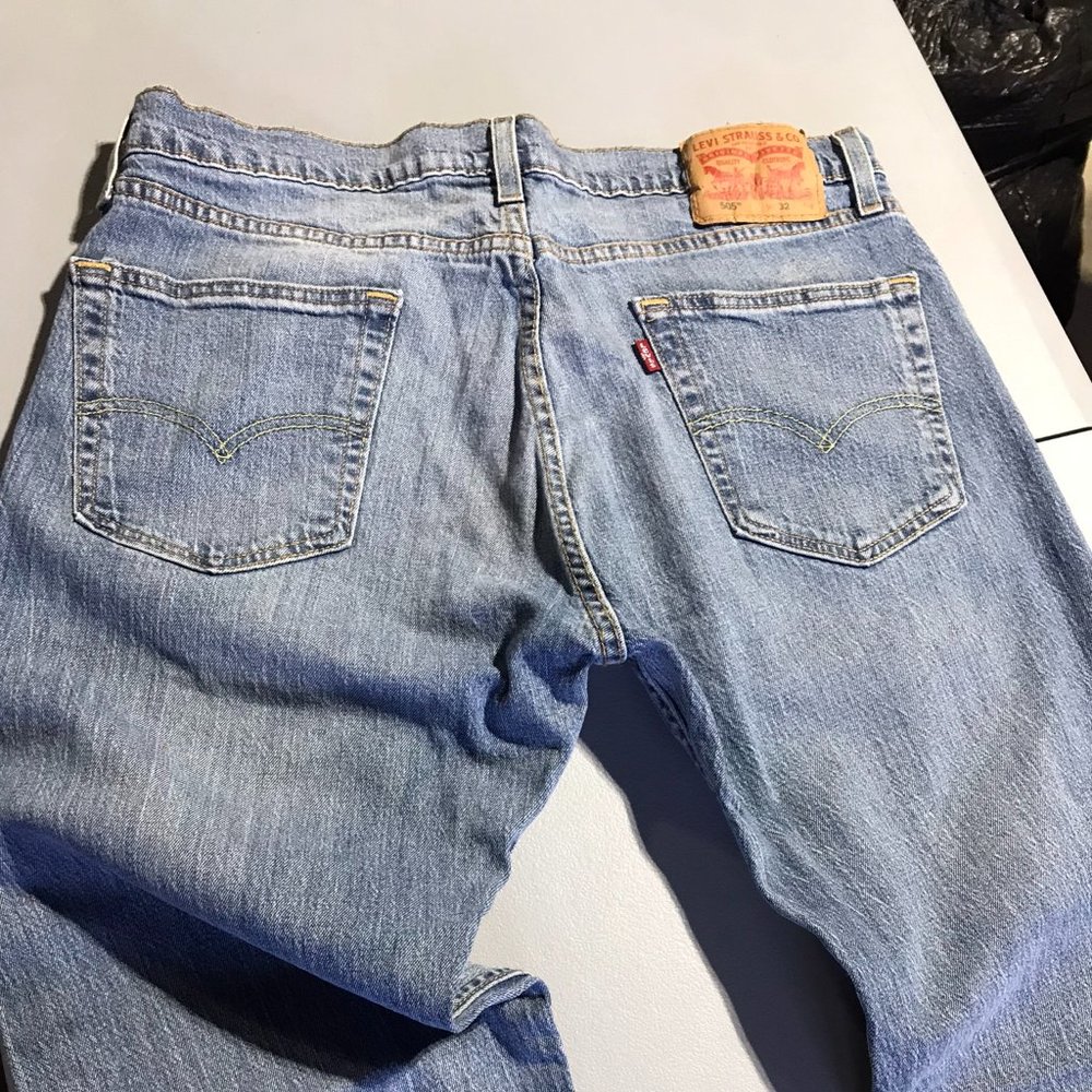 COPY - Men's Levi's 505 Jeans 32x34 light wash - Picture 3 of 6